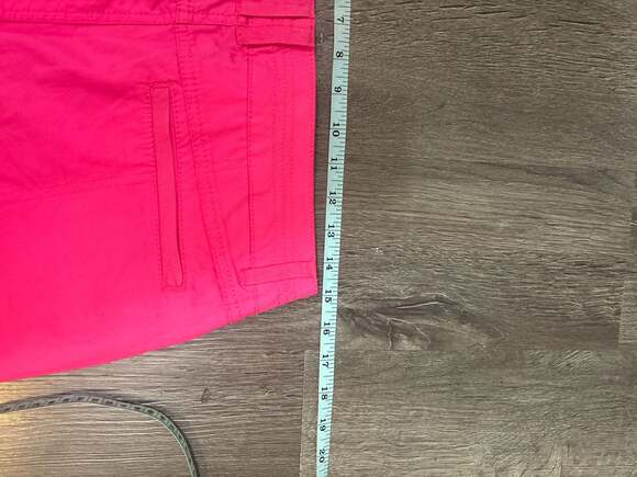 Caribbean Joe Women's Hot Pink Cargo Style Bermuda Shorts Size 8 - Picture 7 of 11